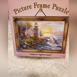 E&L Corp 250 Piece Puzzle Seafarer’s Vigilant Sentry Picture Frame Lighthouse